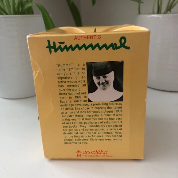 Vintage Christmas Tree Ornament - Picture 2 of 6